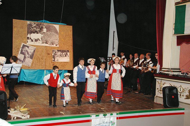 2011-04-02 spettacolo Petritoli (19).jpg